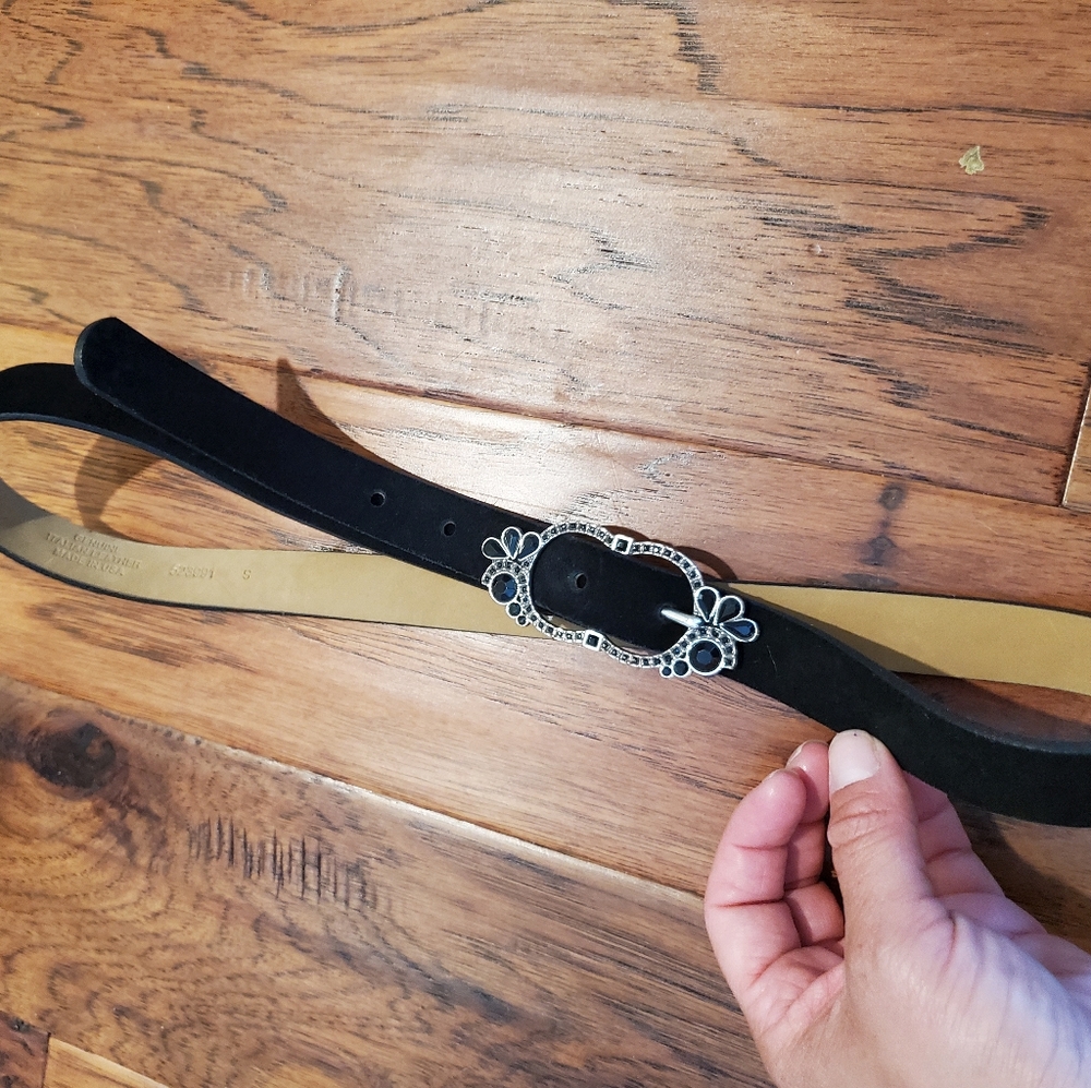 Black woman's belt